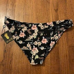 NWT Skatie Cheryl Bottoms in Kona